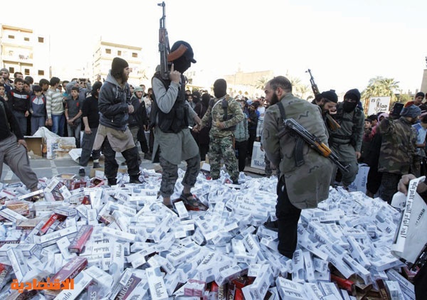 موارد مالية وفيرة تساعد «داعش» على بناء «دولتها»