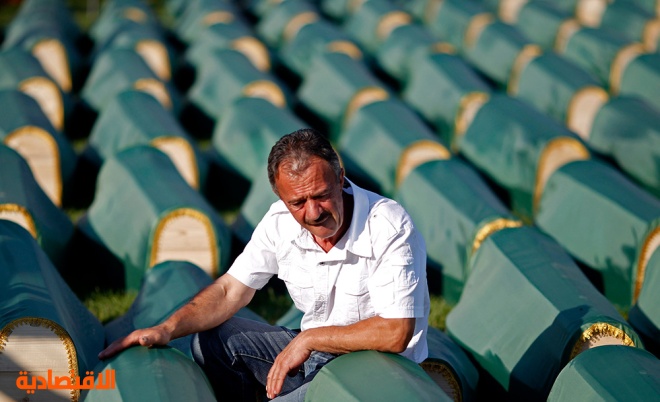 قصة مصورة : البوسنة تدفن 284 من ضحايا الحرب