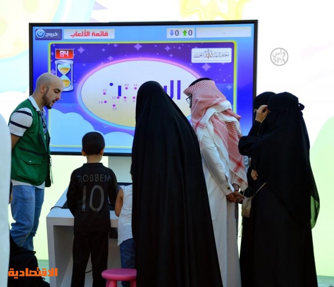 قصة مصورة: 500 متطوع يثرون سكان الرياض عبر 70 ألف ساعة تطوع