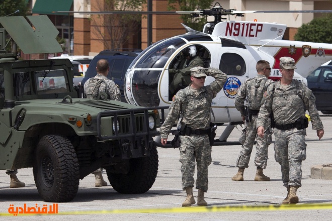 قصة مصورة: الحرس الوطني الأمريكي يبدأ انسحابه من ميزوري مع عودة الهدوء