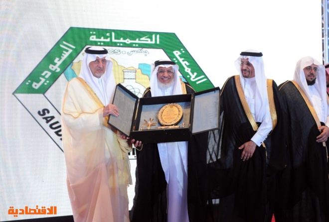 خالد الفيصل يدشن عدداً من المشاريع التعليمية في المدينة المنورة