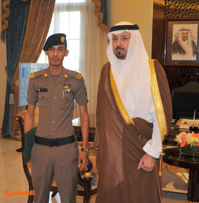 أمير مكة يكرّم العريف الغامدي والمواطن سلطان جمال لمحاولتهما إنقاذ علي منشو وابنه