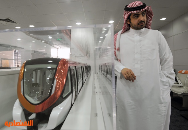 قصة مصورة : مترو الرياض .. سباق مع الزمن