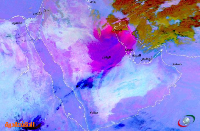 موجة غبار تجتاح العاصمة.. وتعليق الدراسة في الرياض والشرقية والقصيم