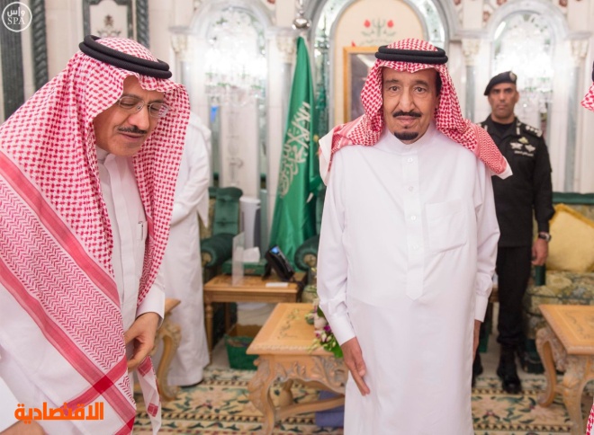 سمو الأمير عبدالعزيز بن سعد يهنئ الأمير عبدالله بن فهد آل سعود