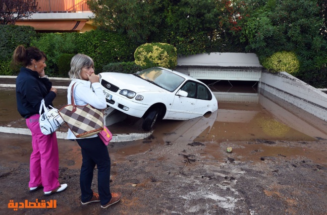12 قتيلا بسبب فيضانات على الساحل اللازوردي جنوب فرنسا