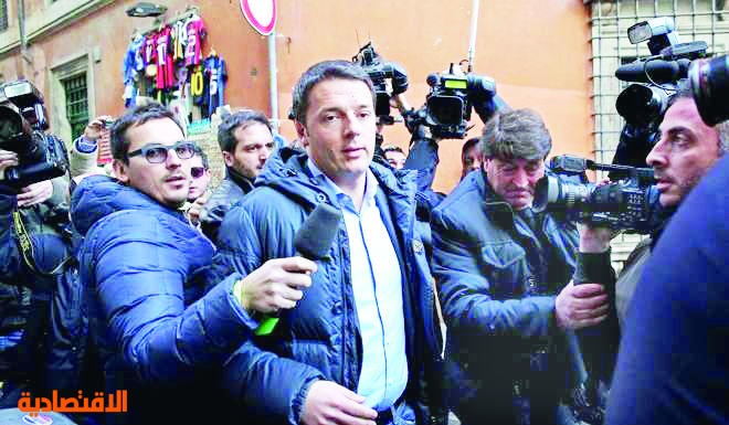 سياسات رينزي تهدد بشق الحزب الحاكم في إيطاليا