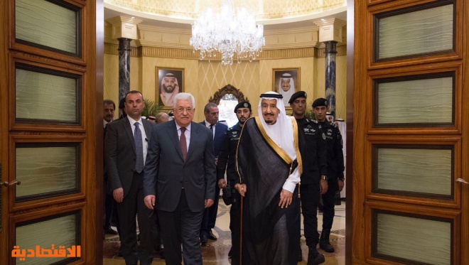 الملك سلمان يستعرض مع الرئيس عباس مستجدات الأوضاع على الساحة الفلسطينية