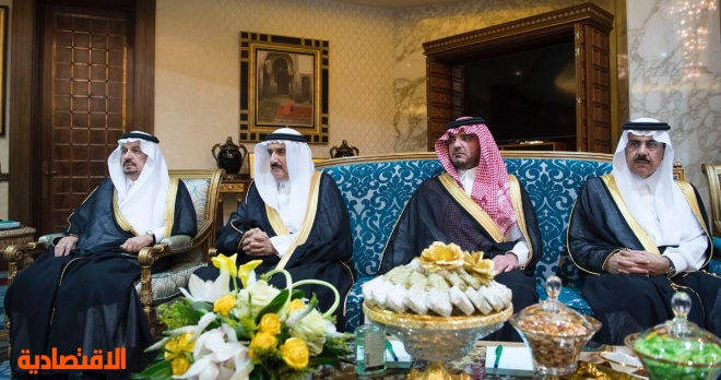 الملك سلمان يستعرض مع الرئيس عباس مستجدات الأوضاع على الساحة الفلسطينية