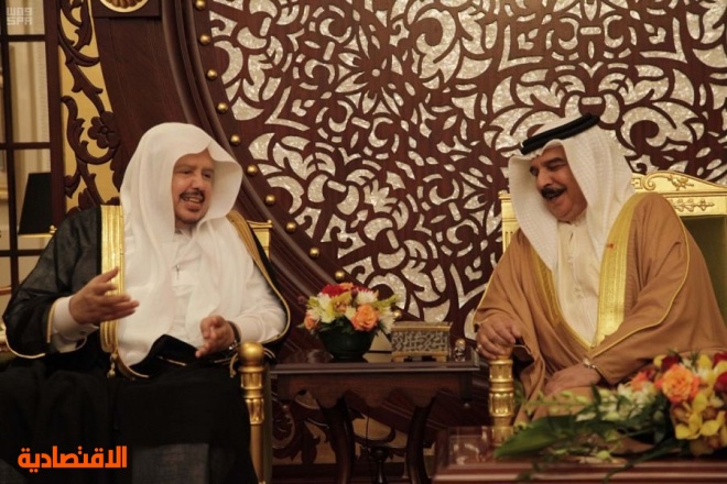 ملك البحرين يستقبل رئيس مجلس الشورى
