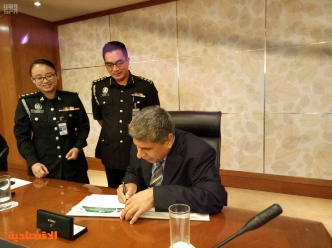 مدير عام الجوازات يزور المنفذ الماليزي السنغافوري