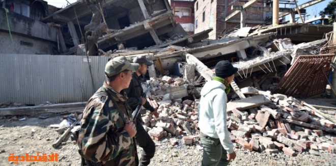 عدد قتلى زلزال إندونيسيا يقفز إلى 832 قتيلا