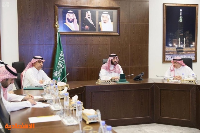 نائب أمير مكة يطلع على خطوات تأسيس المركز الوطني للمنشآت العائلية في جدة