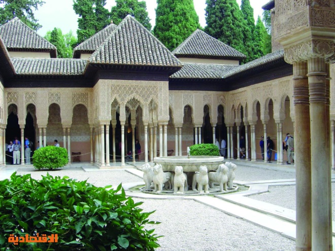 قصر الحمراء في إسبانيا .. المسلمون مروا من هنا