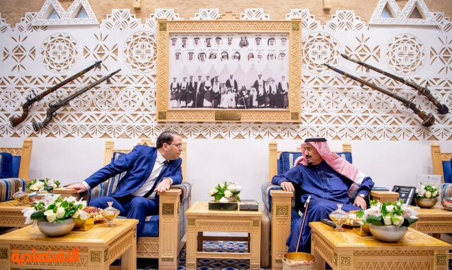 بحضور الملك ورئيس الحكومة .. السعودية وتونس توقعان اتفاقيتين ومذكرة تفاهم