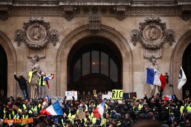 آلاف من محتجي "السترات الصفراء" يخرجون إلى شوارع فرنسا