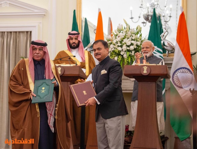 ولي العهد ورئيس وزراء الهند يحضران توقيع 5 اتفاقيات ومذكرات تفاهم