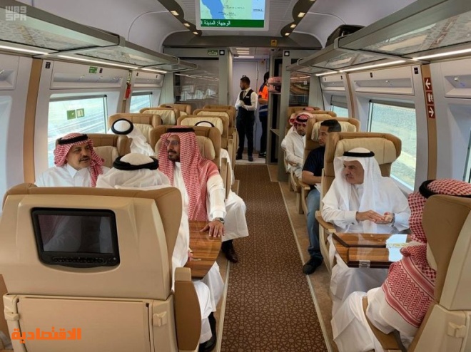 وفد مجلس الشورى يزور قطار الحرمين وينتقل عبره إلى المدينة المنورة صحيفة الاقتصادية