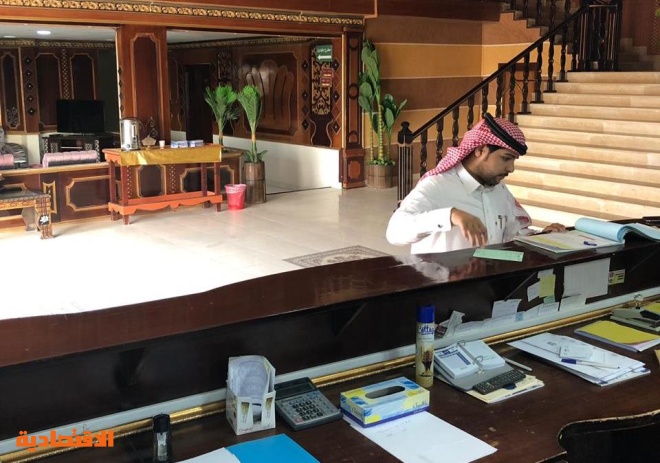 "السياحة" تصدر مخالفات على دور الإيواء في محافظات الرياض