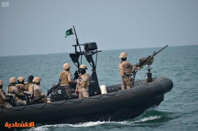 الدفاع تحتفل بتدشين الزورق الأول والثاني لمشروع الزوارق السريعة في فرنسا للقوات البحرية السعودية صحيفة الاقتصادية