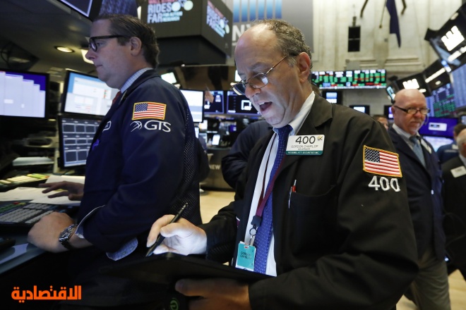 الأسهم الأمريكية تبدأ تداولاتها على ارتفاع مدعومة بقطاع التجزئة