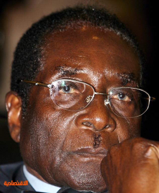 وفاة الرئيس السابق لـ زيمبابوي "روبرت موغابي".. بطل الاستقلال الذي تحول إلى ديكتاتور