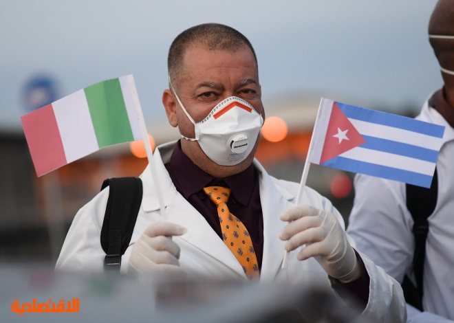 فرق طبية من كوبا يصلون إيطاليا لمكافحة كورونا بعد تسجيلها 5 آلاف حالة وفاة