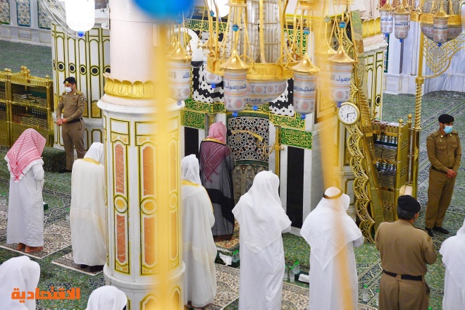 المسجد النبوي يشهد ختم القرآن الكريم