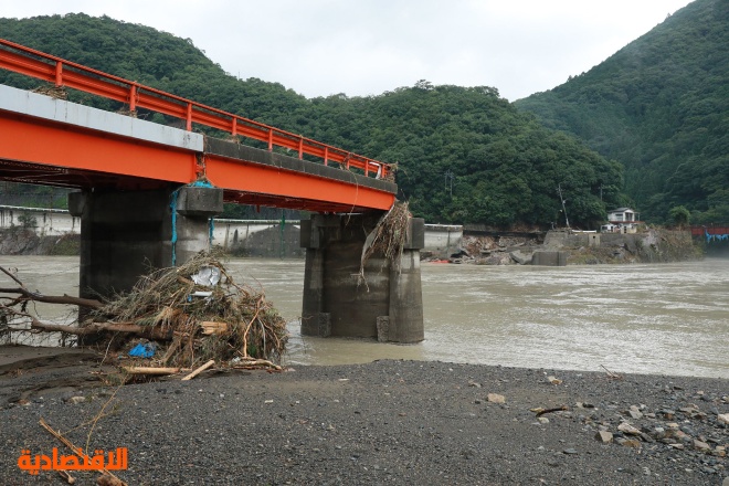 اليابان تأمر بإجلاء 1.2 مليون شخص بعد أمطار أودت بحياة 49 شخصا