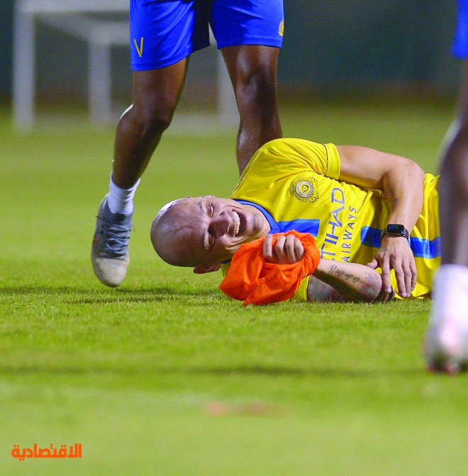 Ø§Ù„Ø³Ø§Ø¹Ø© Ùˆvar ØªÙ†Ù‚ØµØ§Ù† Ù…Ù„Ø¹Ø¨ Ø§Ù„Ù†ØµØ± ØµØ­ÙŠÙØ© Ø§Ù„Ø§Ù‚ØªØµØ§Ø¯ÙŠØ©