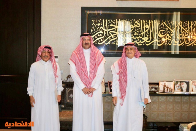 أمير المدينة المنورة يستقبل رئيس مجلس أمناء مجمع الملك عبدالعزيز للمكتبات الوقفية صحيفة الاقتصادية