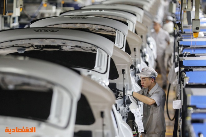 الإنتاج الصناعي في الصين ينتعش وإنفاق المستهلكين يعزز تعافي الاقتصاد