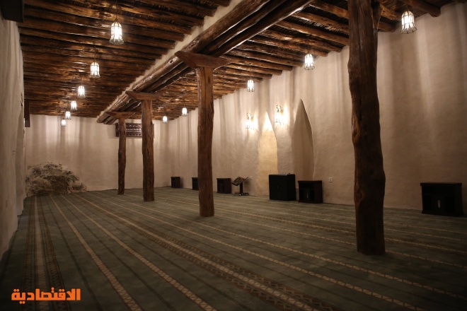  ضمن مشروع  ولي العهد لتطوير المساجد التاريخية.. مسجد عاكسة في النماص يعود تاريخه إلى ما يزيد عن 100 عام 