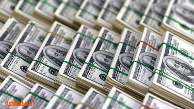 الدولار يصعد لقمة عام مع قرب صدور تقرير الوظائف