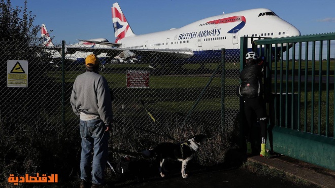 اختبارات كورونا تثير غضب صناعة الطيران في بريطانيا