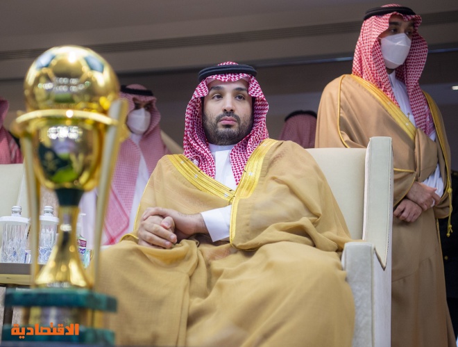 ولي العهد يتوج فريق الفيحاء بكأس خادم الحرمين الشريفين