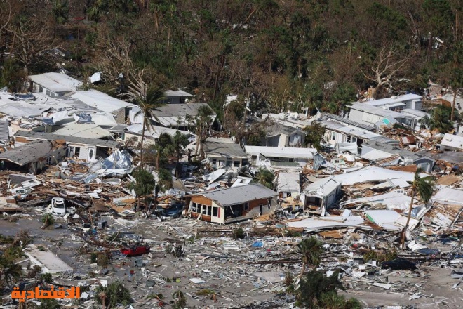 إعصار إيان يهدد ولايات جنوب - شرق أمريكا بفيضانات بحرية قاتلة