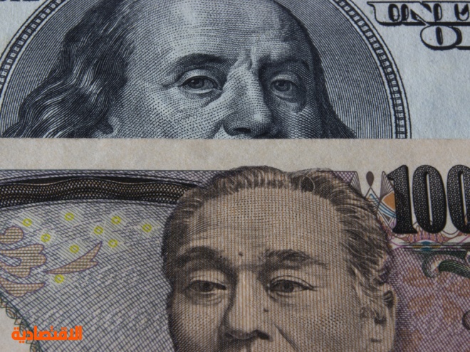 استمرار تراجع الين أمام الدولار رغم تحذيرات التدخل الياباني لدعم العملة