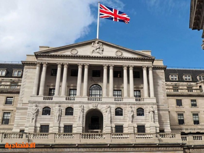 الخزانة البريطانية ترى صعوبة في خفض التضخم دون 5 % هذا العام