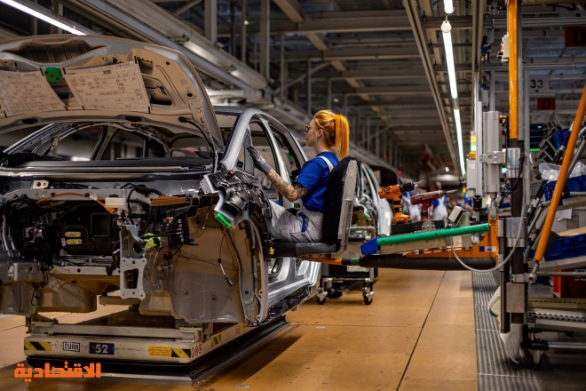 مصنع فولكسفاجن يصبح أكبر مصنع للسيارات الكهربائية في أوروبا