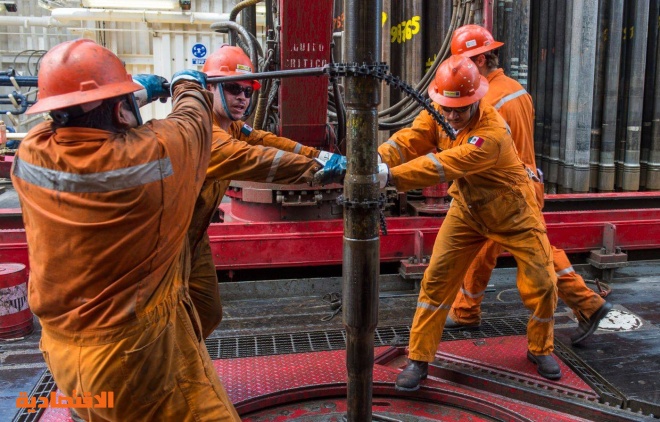 ترقب وانتظار .. أسواق النفط في حيرة بين تخفيضات «أوبك +» وأزمة الديون الأمريكية