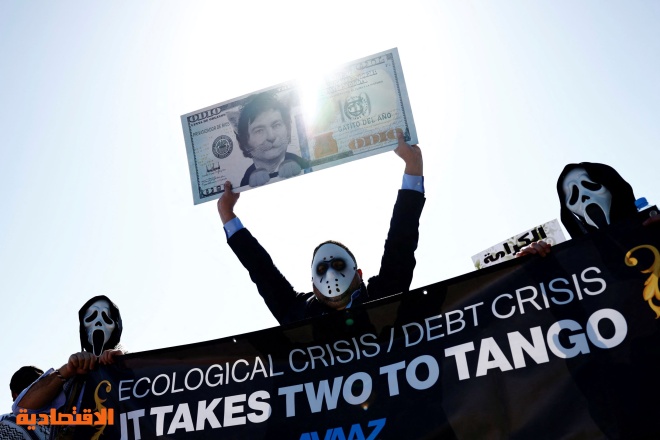 الكرامة لا الديون .. رسالة محتجين لـ "صندوق النقد"