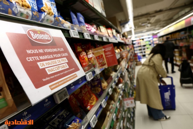 الأسعار تشعل السجال بين متاجر البيع بالتجزئة وعمالقة الأغذية في أوروبا