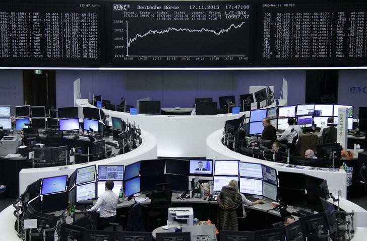 ارتفاع أسهم أوروبا بقيادة مترو ولافراج هولسيم