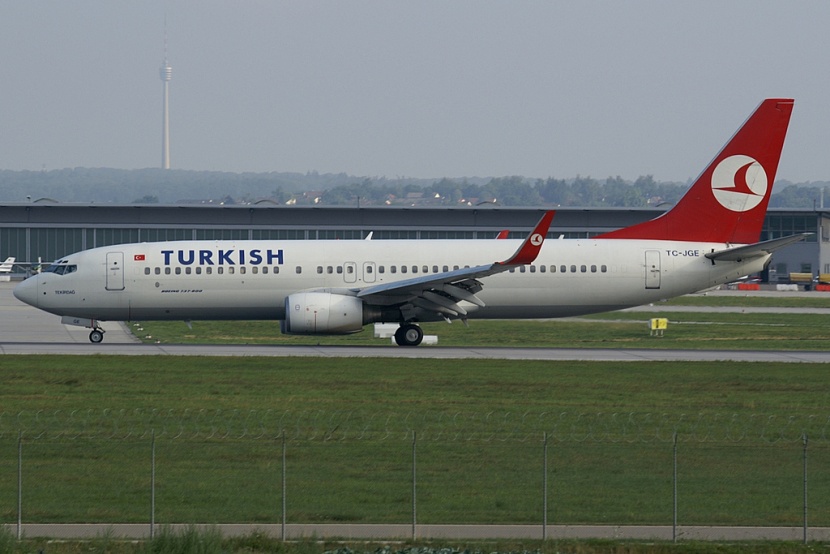 بلاغ كاذب بوجود قنبلة يؤخر وصول طائرة تركية الى القاهرة