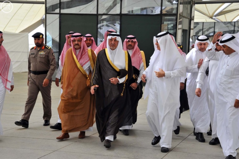 أمير مكة: مشروع قطار الحرمين يسهم بشكل مباشر في حل مشكلة الأحياء العشوائية