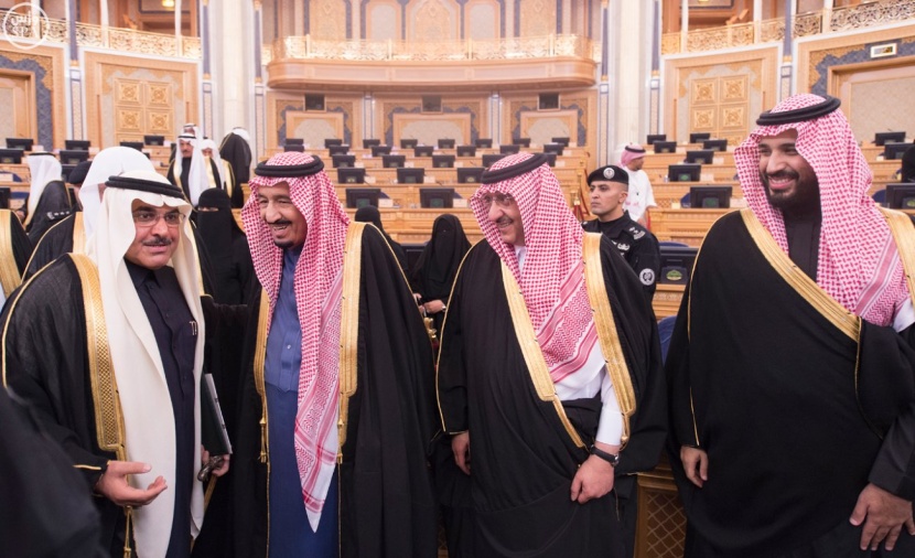 الملك في الشورى : الإنسان السعودي هدف التنمية الأول