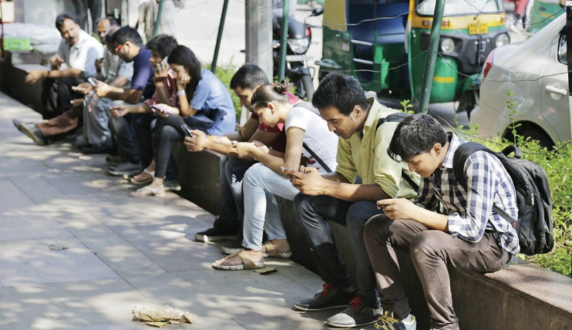 الهند .. مكافحة الفقر عبر «التكنولوجيا»