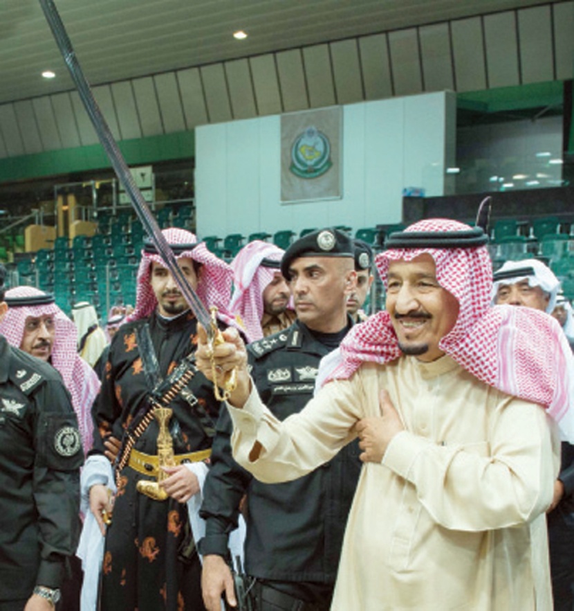 خادم الحرمين يرعى حفل العرضة السعودية