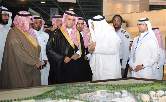 وزير الإسكان : سنقدم حوافز لشركات التطوير العقاري قريبا